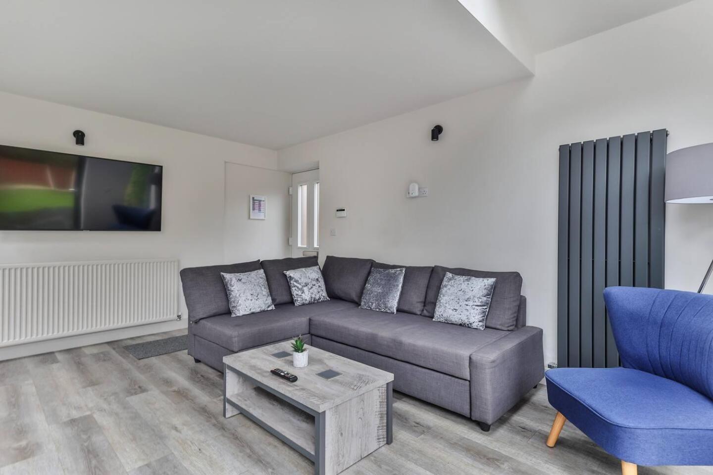 Spacious, Modern 2 Bed Apartment With Ensuites Sheffield Luaran gambar